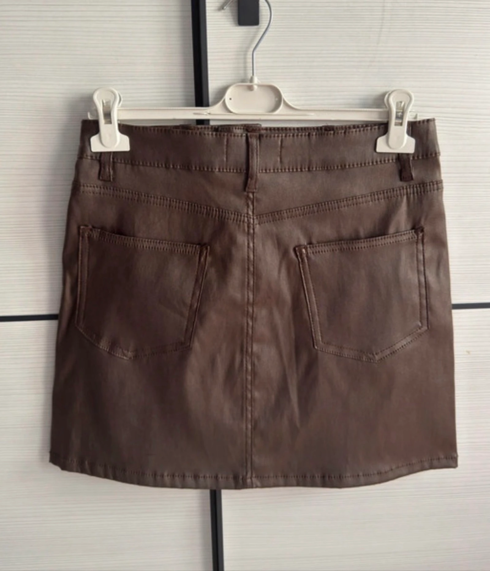 Saia marrom com efeito revestido da Primark (Tamanho 38) – photo 3